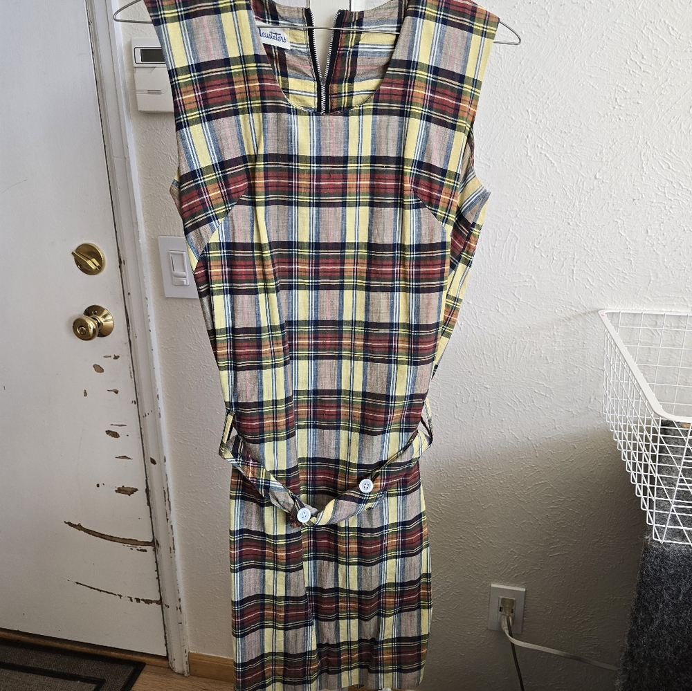 VINTAGE NEUSTETERS Plaid Sleeveless JUMPER Dress with Belt